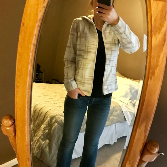 Columbia Jackets & Blazers - Like New Columbia Jacket